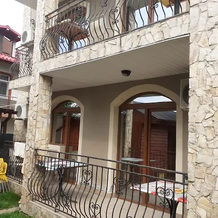 De Inchiriat Duly Guest house Costinesti
