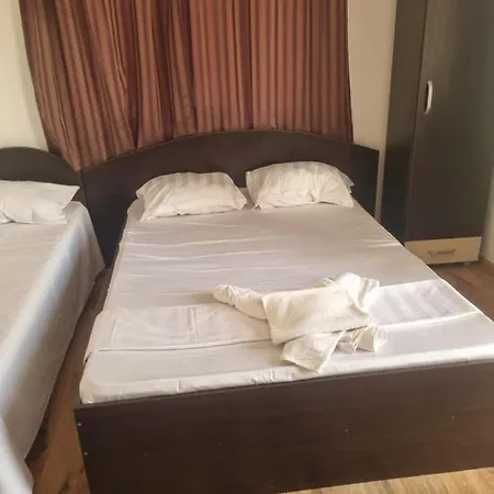 De Inchiriat Duly Πανσιόν Costinești