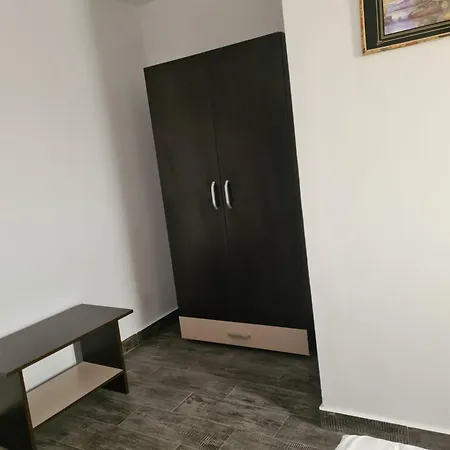 Guest house De Inchiriat Duly